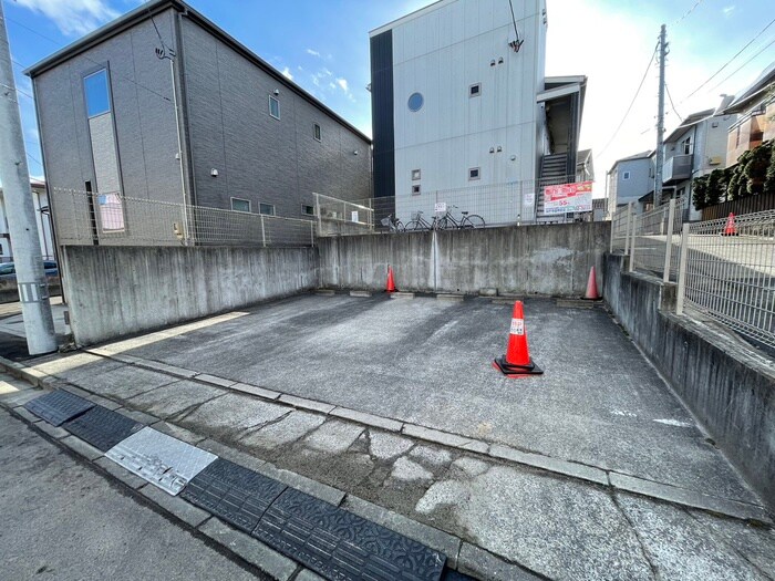 駐車場 クレフラスト福祉大前