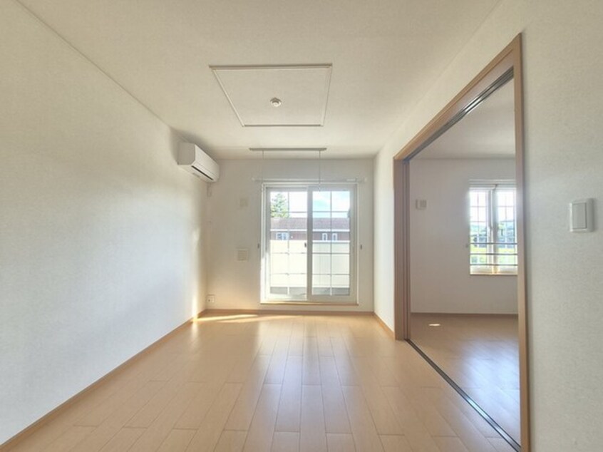 居室 ストロベリーハウスⅠ