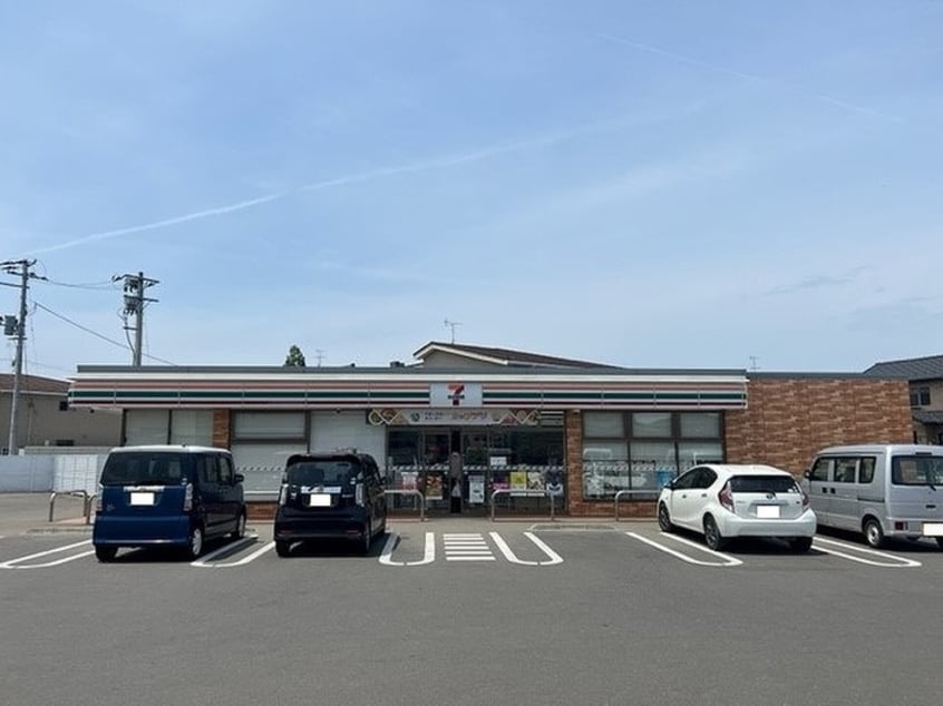 セブン-イレブン 亘理逢隈店(コンビニ)まで280m プラシードⅠ