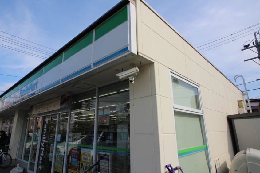 ファミリーマート　仙台銀杏町店(コンビニ)まで350m ブランドール銀杏町