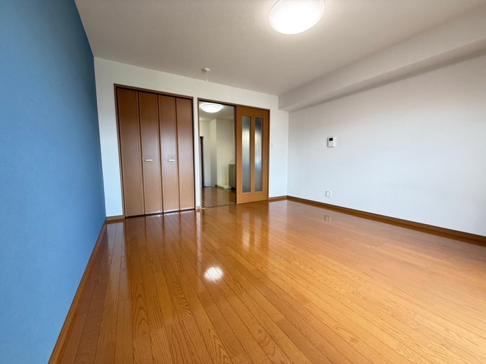 居室 グランポート泉崎