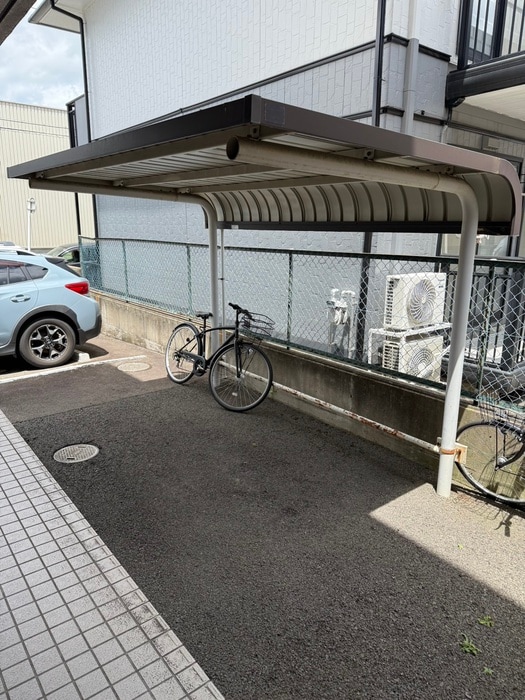 駐輪場 グランポート泉崎