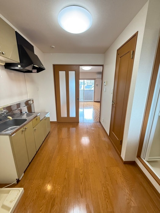 廊下 グランポート泉崎