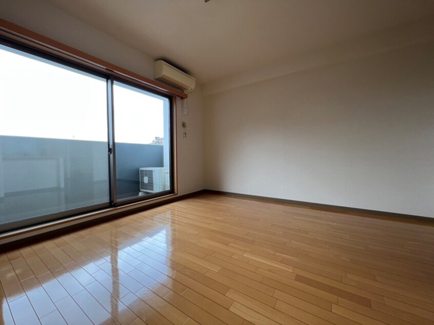 居室 ア－バンフラッツ小田原