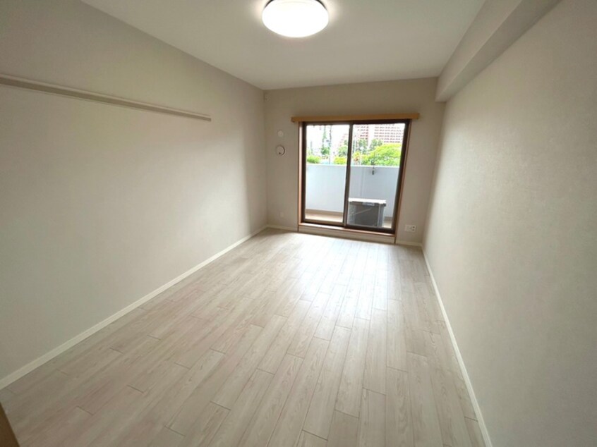 居室 ア－バンフラッツ長町