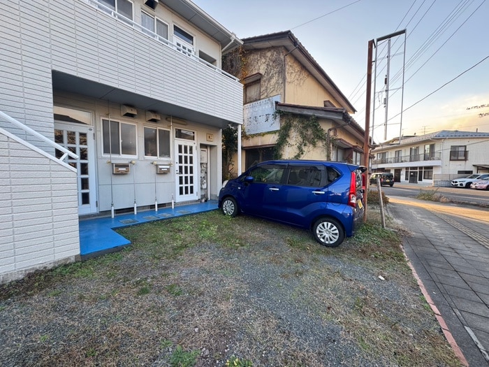 駐車場 リトルイン