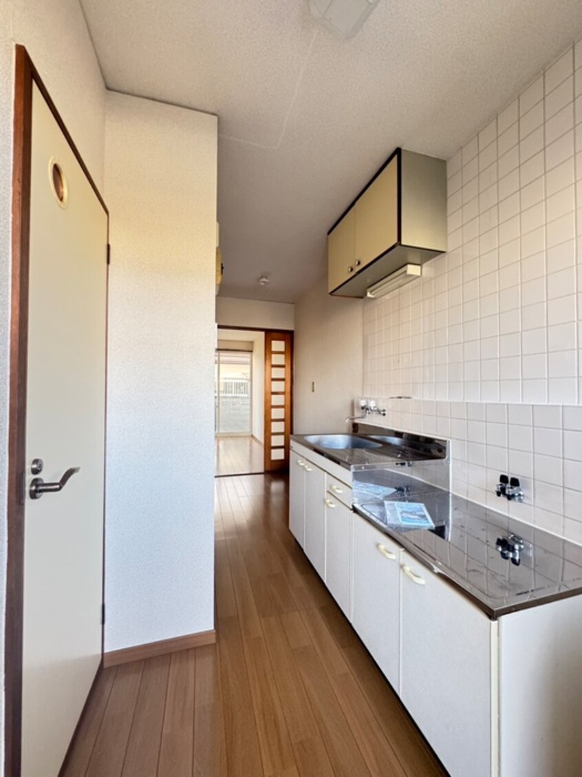 廊下 リトルイン