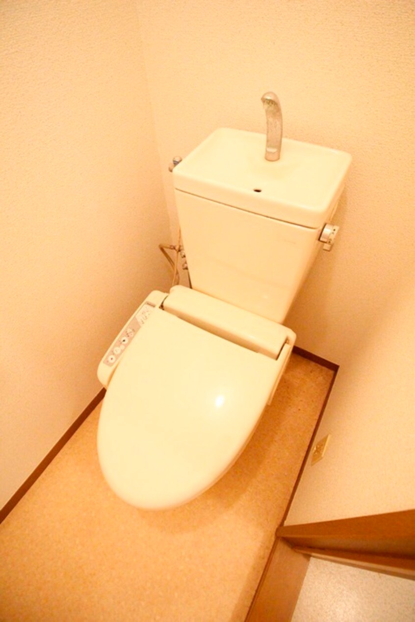トイレ フレール沖野A