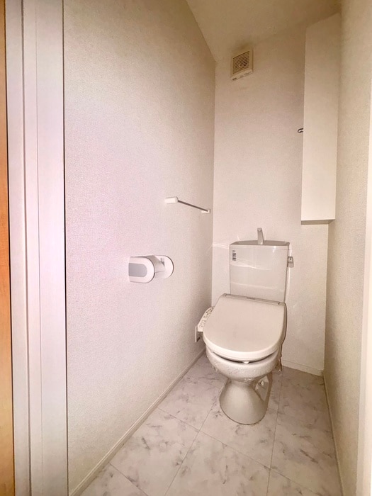 トイレ グレース　イン