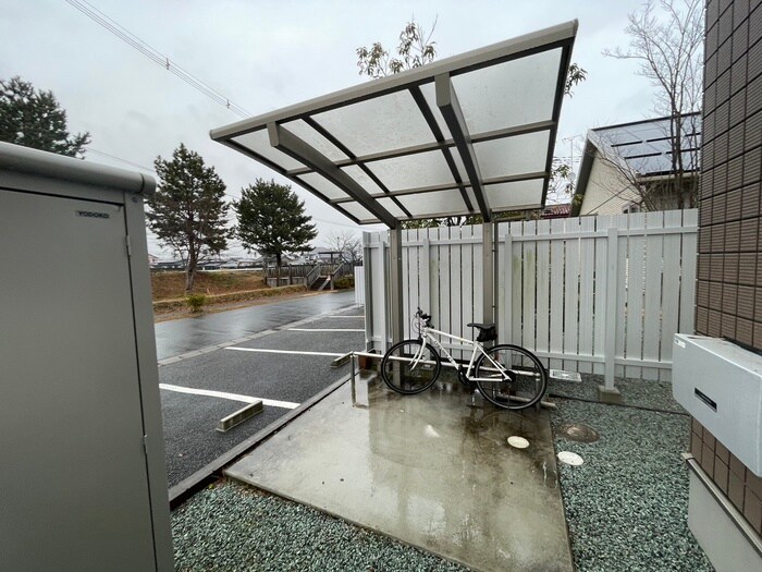 駐輪場 ラフィネ・コート