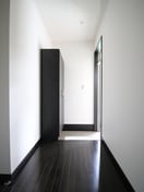 廊下 ＭＯＭＯ　ＫＡＭＩＳＵＧＩ