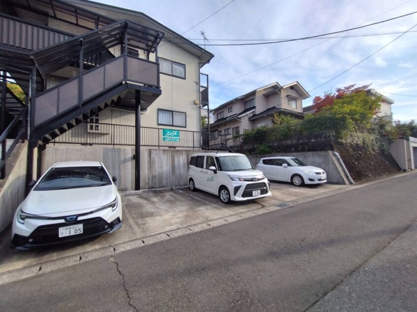 駐車場 コ－ポグレイ