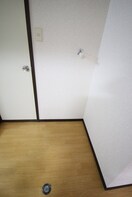 洗濯機置場 オ－クレジデンス