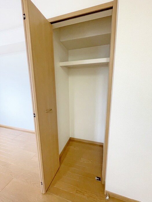 収納 クレメントＡ