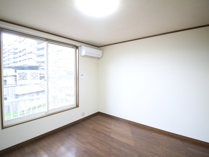 居室 ロ－ドハイム