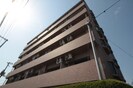 スタジオフラットの外観