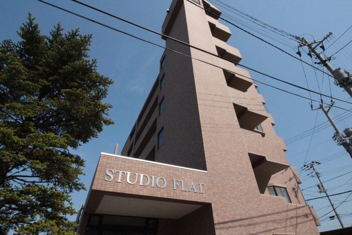 外観写真 スタジオフラット