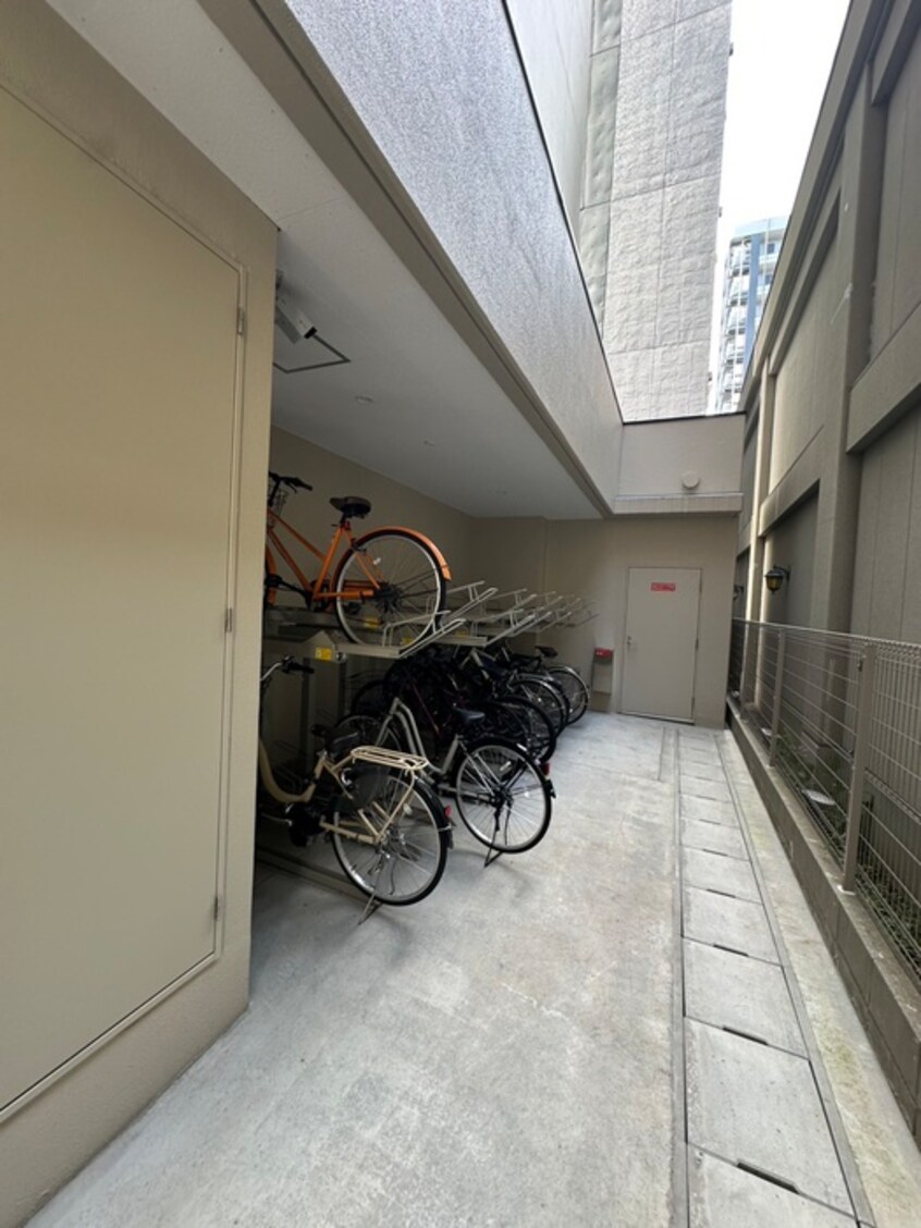 駐輪場 シーズンフラッツ　SENDAI　EAST
