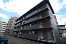 テレパレス榴ヶ岡1号棟の外観