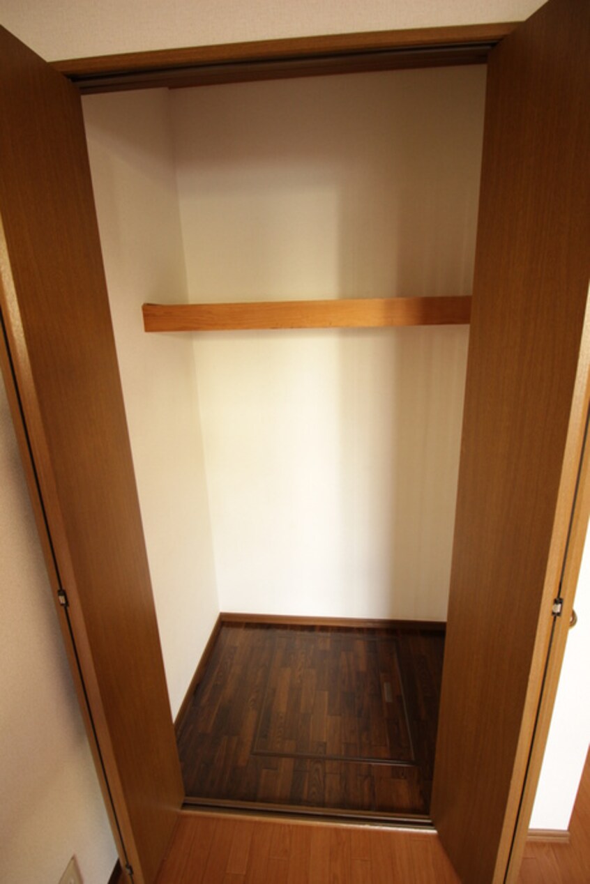 収納 ＡＬＬＵＲＥ－Ｋ