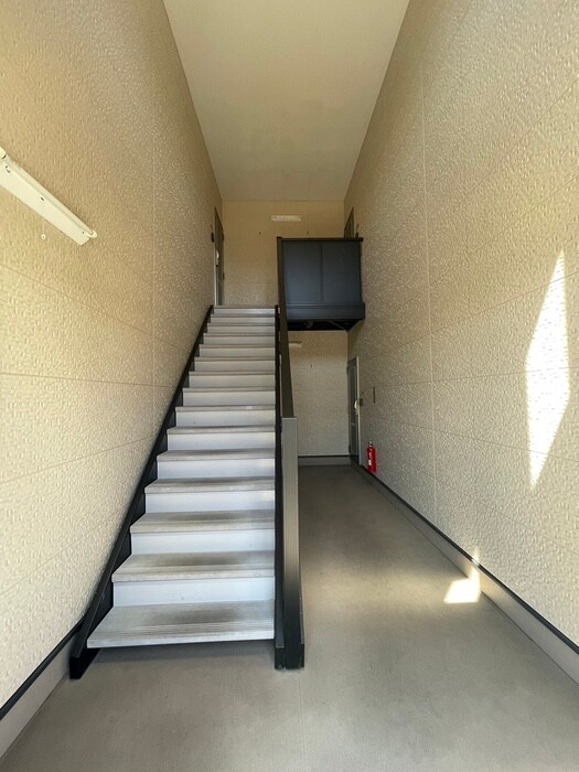 エントランス部分 アンソレイユサカシタＣ棟