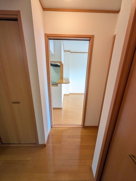 廊下 アンソレイユサカシタＣ棟