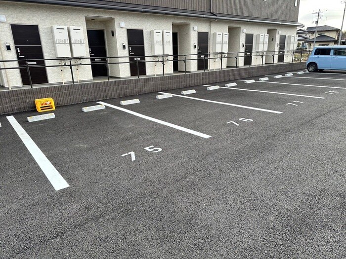 駐車場 フェルトHanDen