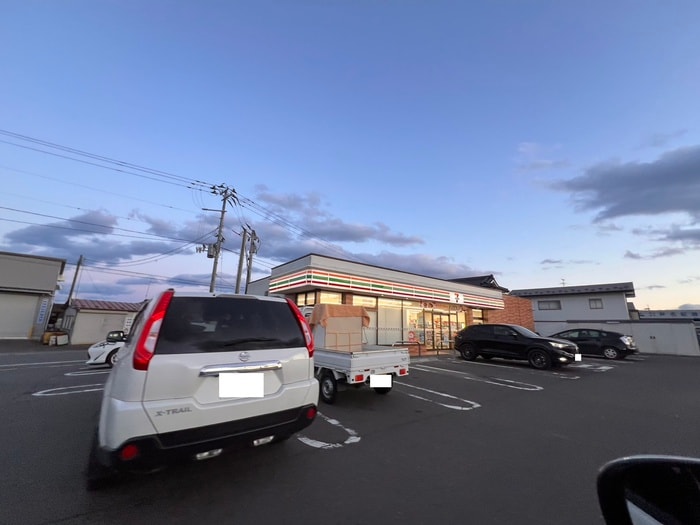 セブンイレブン亘理神宮寺店(コンビニ)まで600m コットン・ヴィラ・ノースⅡ