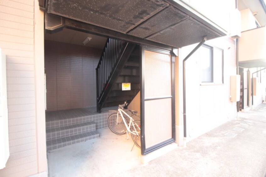 エントランス部分 ロイヤルビレッジＹｓⅤ