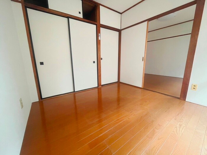 居室 三和コ－ポ