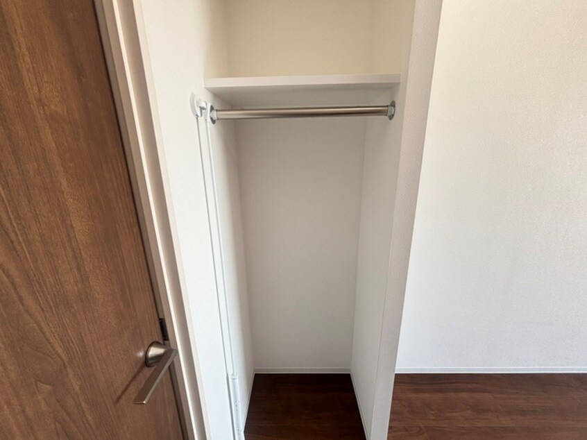 収納 ﾙｱｰﾅ･ｴｰﾙ･ﾚｼﾞﾃﾞﾝｽ卸町