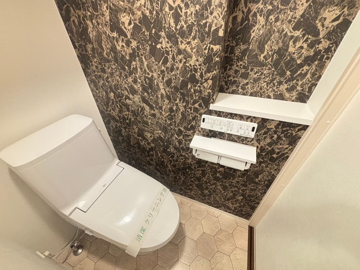 トイレ ﾙｱｰﾅ･ｴｰﾙ･ﾚｼﾞﾃﾞﾝｽ卸町