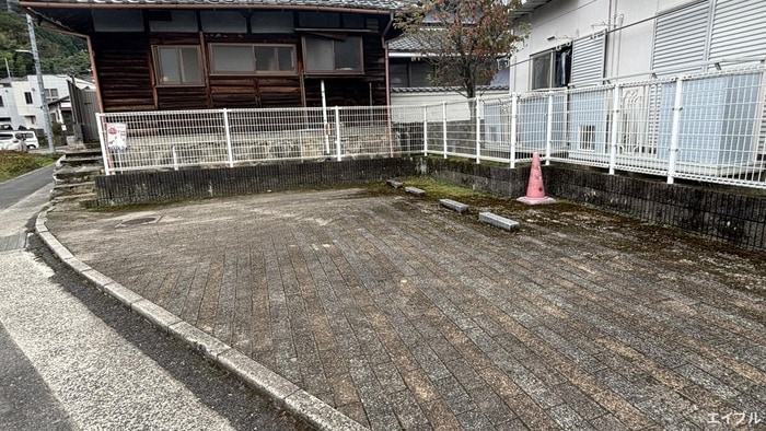 駐車場 サンシティ－鳥井原