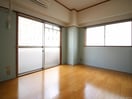 居室 ＫＭＮビル