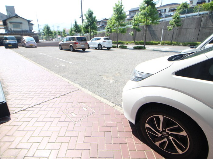 駐車場 カノープス井口台