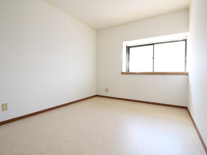 居室 カルチェ堀田