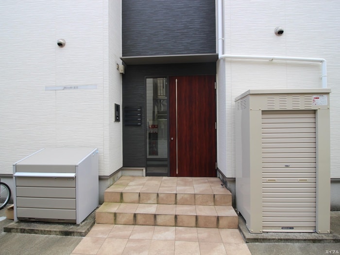 エントランス部分 ＧＲＡＮＤＴＩＣ赤月