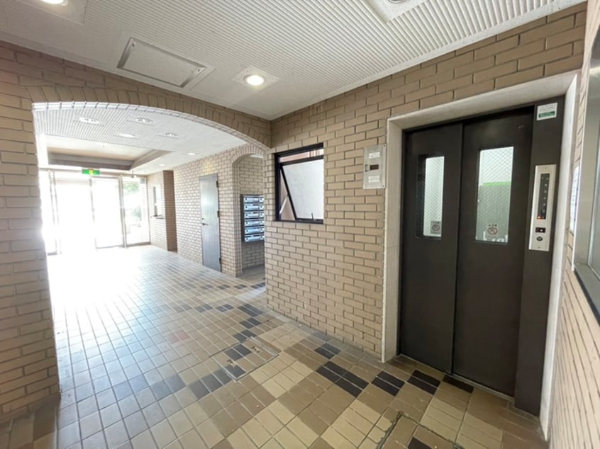 エントランス部分 日宝ポニクレール府中