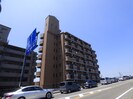 戸坂よつばビルの外観