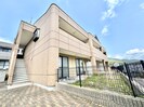 プレザンス西山本の外観