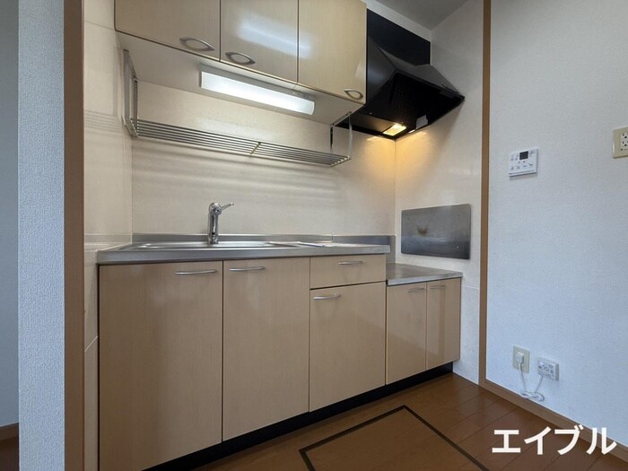 キッチン ＬＵＰＩＮＡＳ