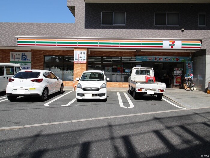 セブン-イレブン 広島海田幸町店(コンビニ)まで370m 東海荘