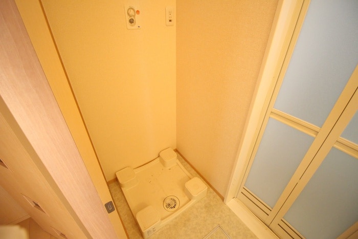 洗濯機置場 ＣＯＺＹ　ＣＯＵＲＴ　Ｂ