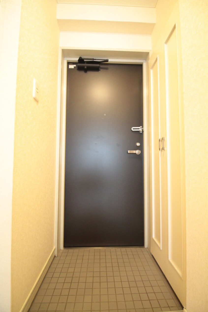 玄関 ラポール小町