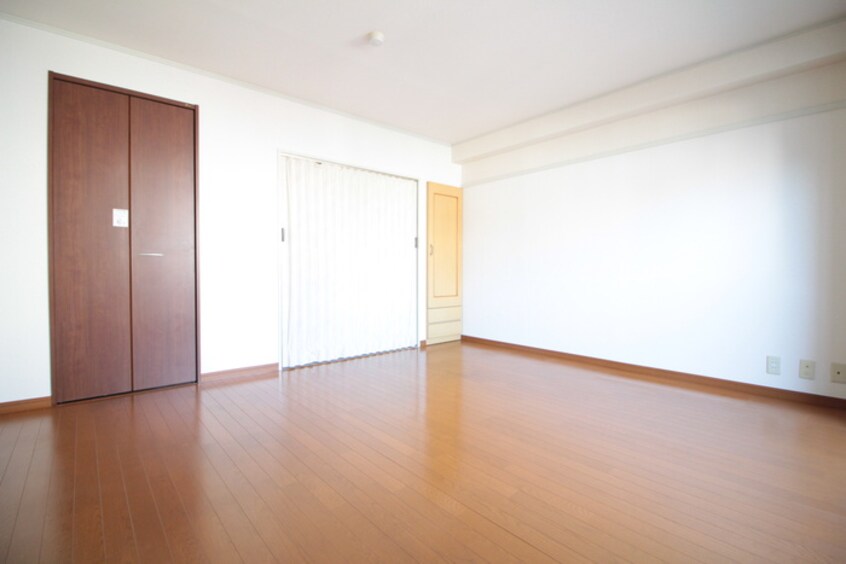 居室 ラポール小町