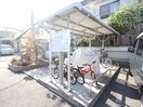 駐輪場 シャン・ド・フルール