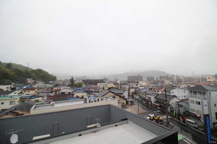 室内からの展望 マルベリーヒルズ