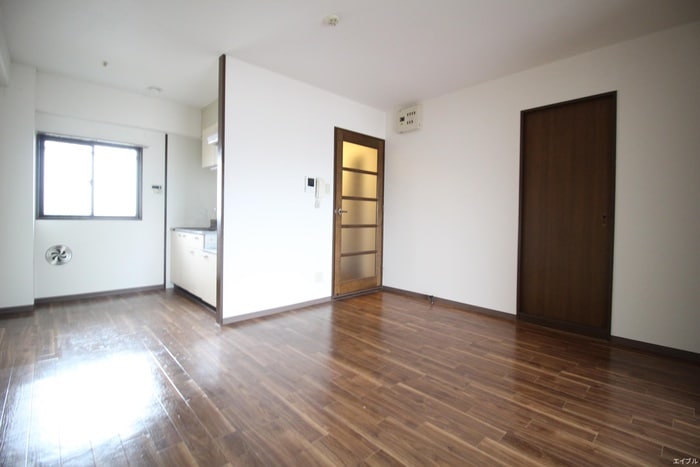 居室 マルベリーヒルズ