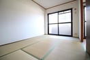 居室 マルベリーヒルズ