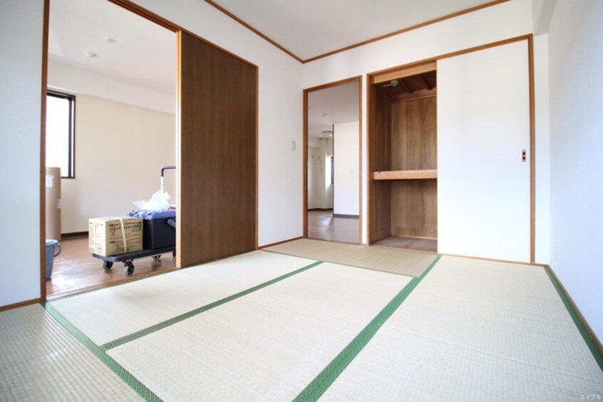 居室 マルベリーヒルズ